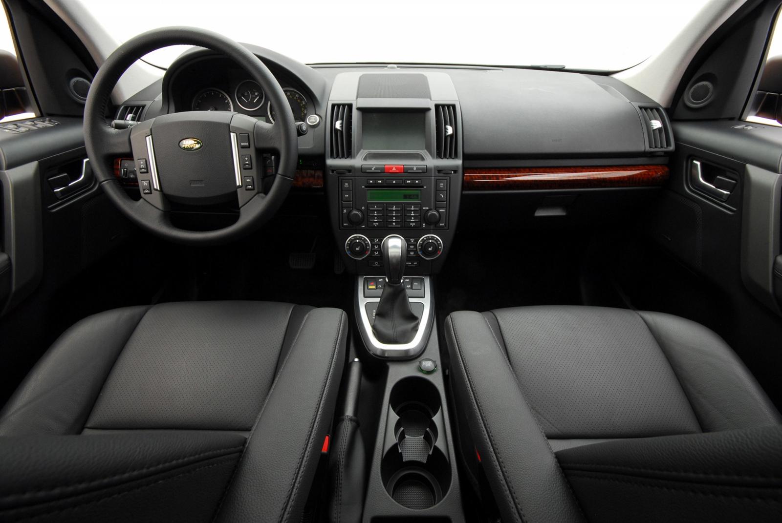 2010 Land Rover LR2